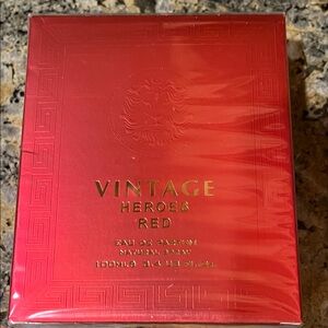 NWOT Men’s Vintage Heroes Red Eau de Parfum